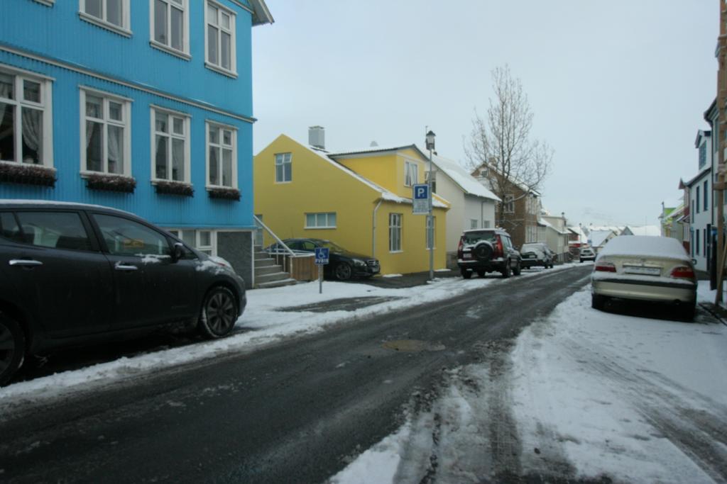 Our House Guesthouse Reykjavík Buitenkant foto